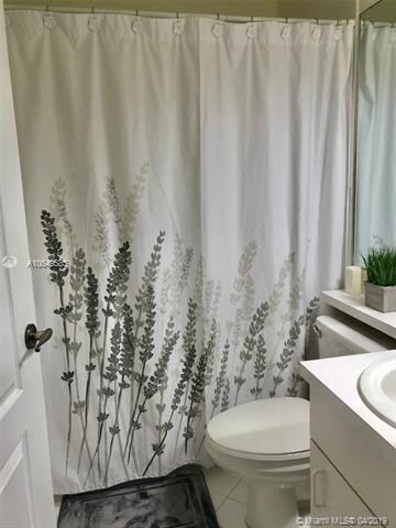 11439 NW 51st Ln, Doral, FL 33178 - photo 5