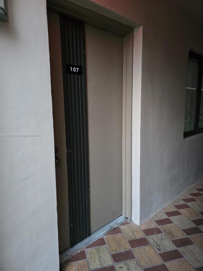 8400 SW 133rd Avenue Rd unit 107, Miami, FL 33183 - photo 4