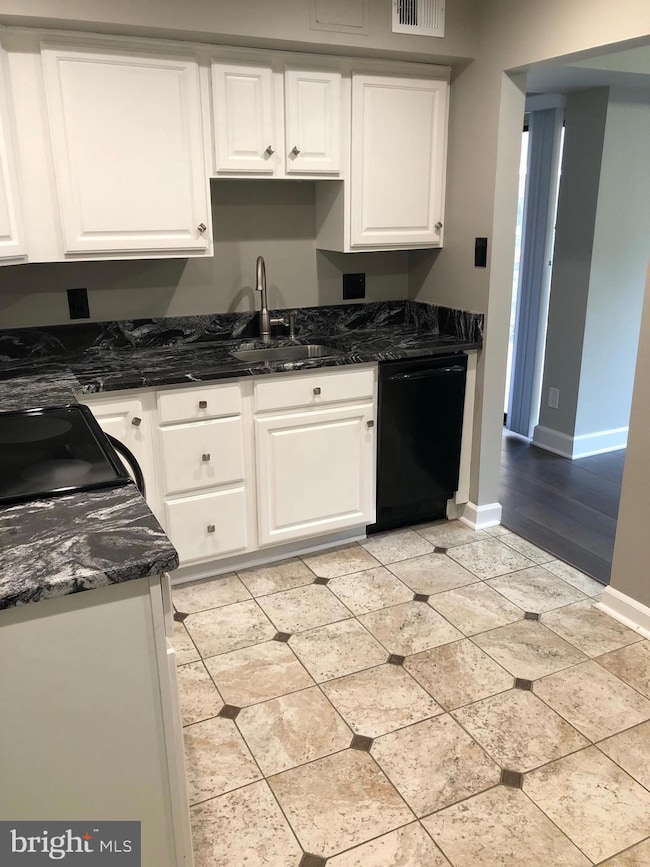 11419 Commonwealth Dr unit 11419, Rockville, MD 20852 - photo 4