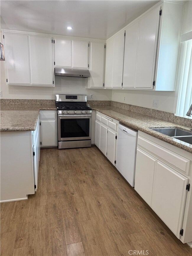 437 Richmond St unit 4, El Segundo, CA 90245 - photo 4