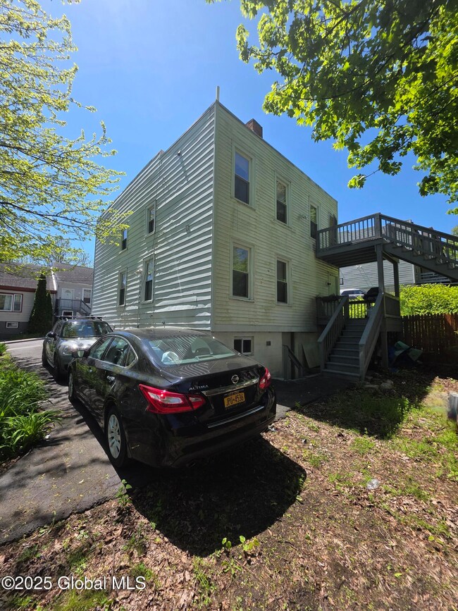21 Liebel St, Albany, NY 12202 - photo 4