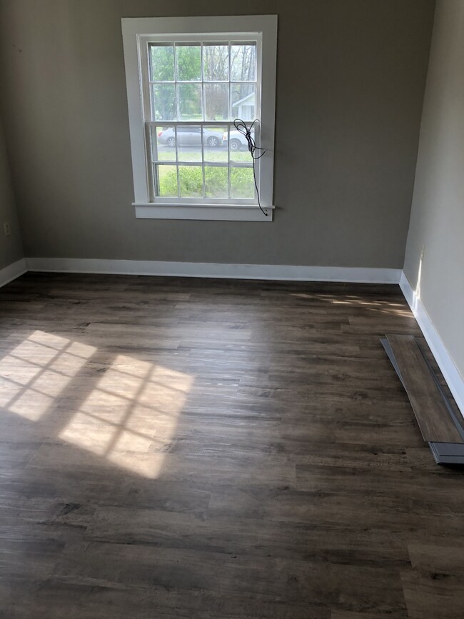 306 S Woodland St unit A, Manchester, TN 37355 - photo 3