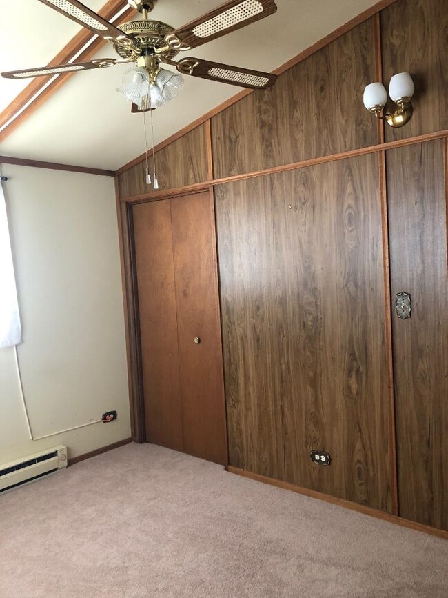 921 Jefferson St, Covington, IN 47932 - photo 6