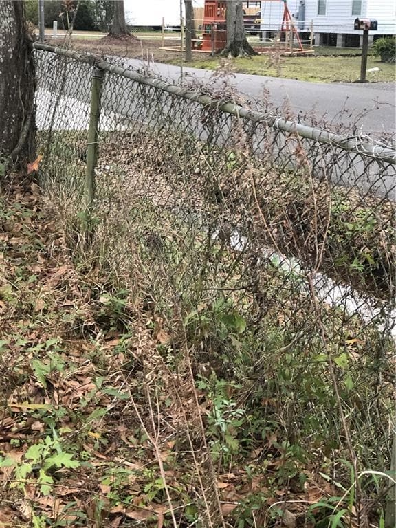 1066 Wallnut St, Slidell, LA 70460 - photo 2