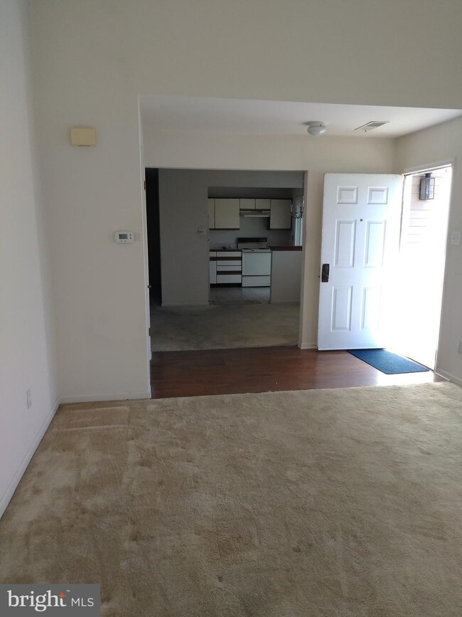 270 Wood Stream Ct, Langhorne, PA 19047 - photo 4