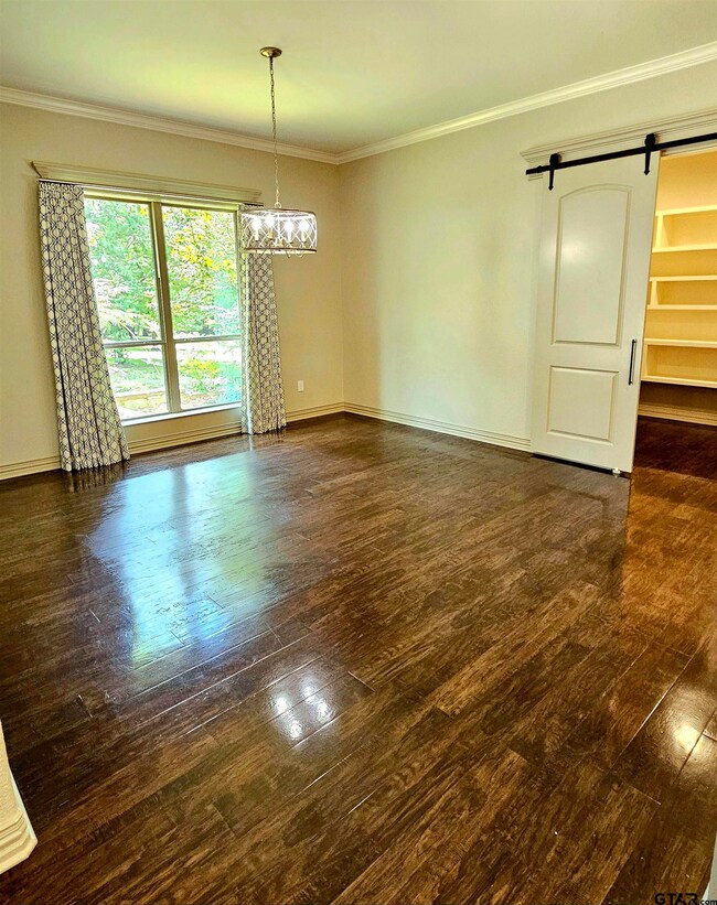 2106 2106 Hilltop Dr, Tyler, TX 75701 - photo 7