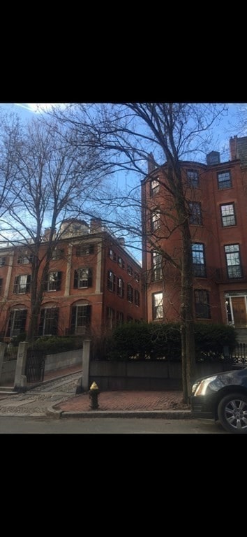 83 Mount Vernon St unit 3, Boston, MA 02108 - photo 3