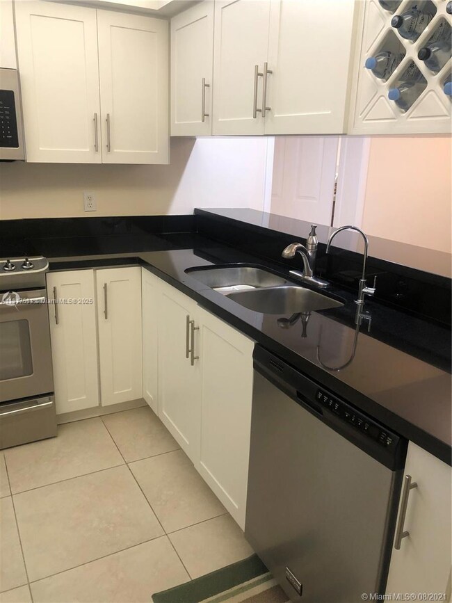 1715 Whitehall Dr unit 404, Davie, FL 33324 - photo 6