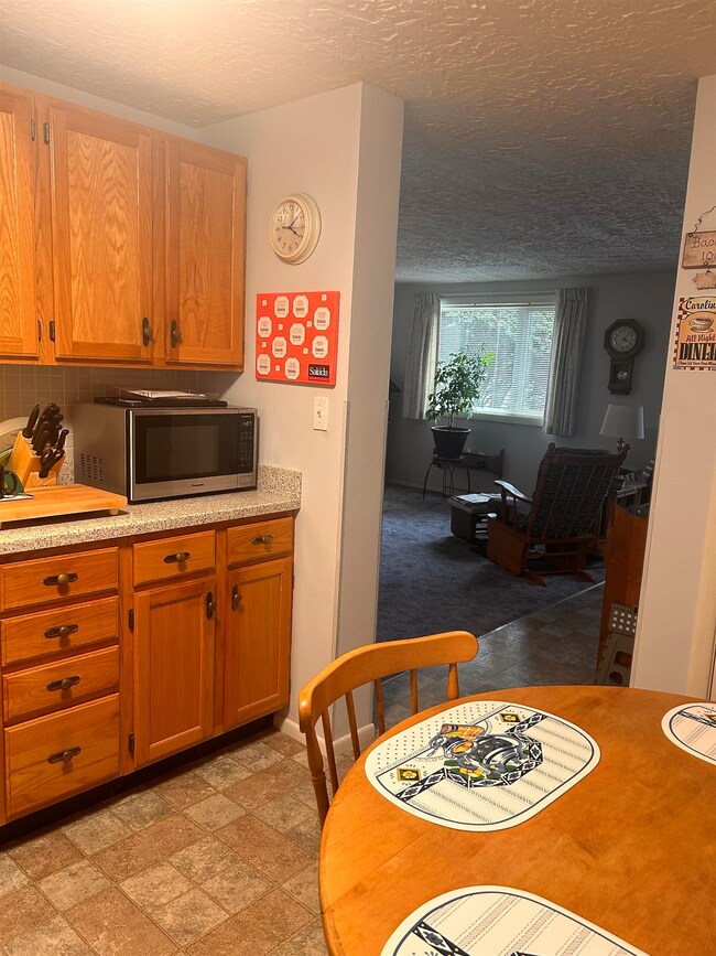 1 Cedarbrook Village unit H, Rochester, NH 03867 - photo 5