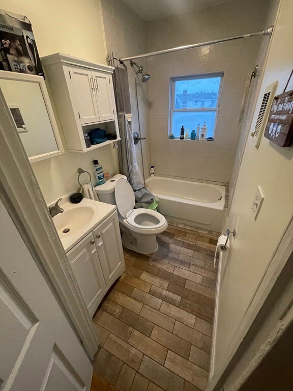 82 Garfield Ave unit 2, Revere, MA 02151 - photo 5