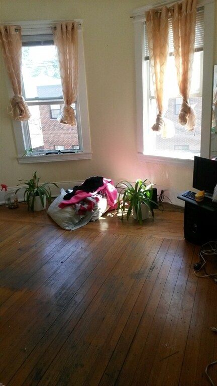 114 Shurtleff St unit 9, Chelsea, MA 02150 - photo 2