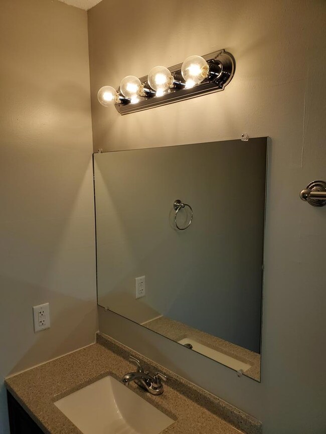 216 Parker Dairy Rd, Dublin, GA 31021 - photo 7