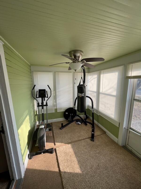 Front Entry/Three Season Room