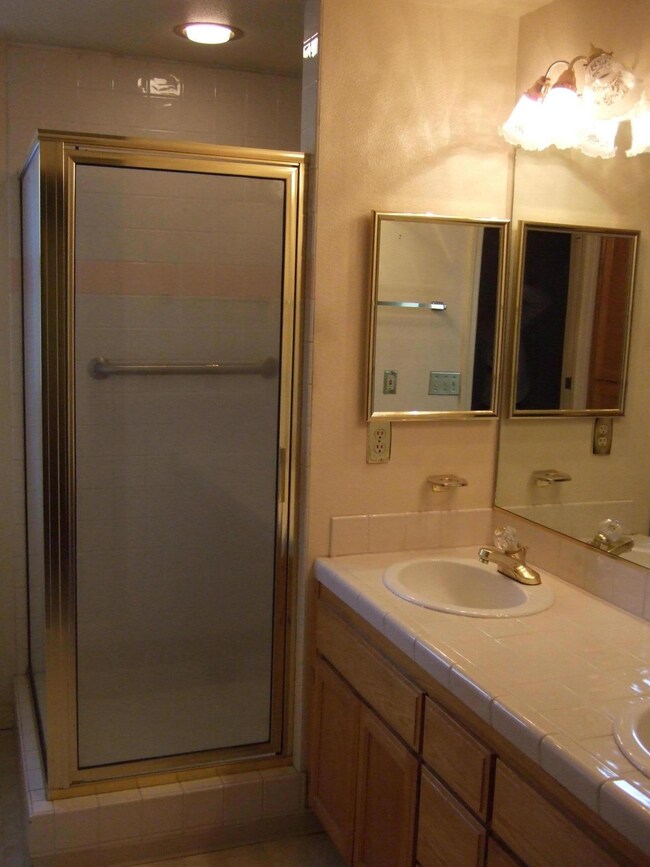 2170 Darsha Ln, Redding, CA 96003 - photo 6