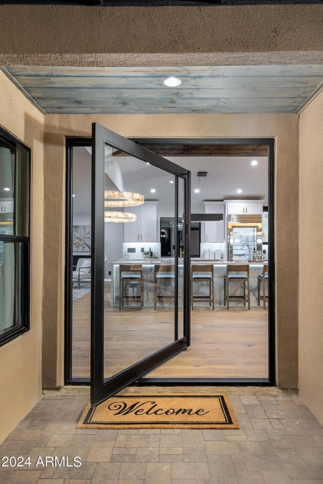 PIVOT ENTRY DOOR