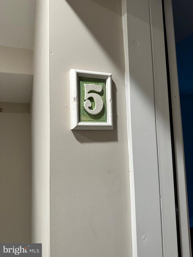 2651 Buckius St unit 5, Philadelphia, PA 19137 - photo 2