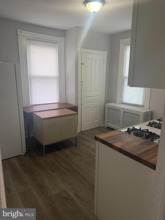 6 S Cedar Ln, Upper Darby, PA 19082 - photo 4