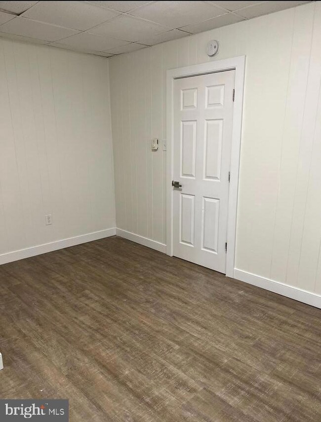 738 Shore Rd unit B, Somers Point, NJ 08244 - photo 3