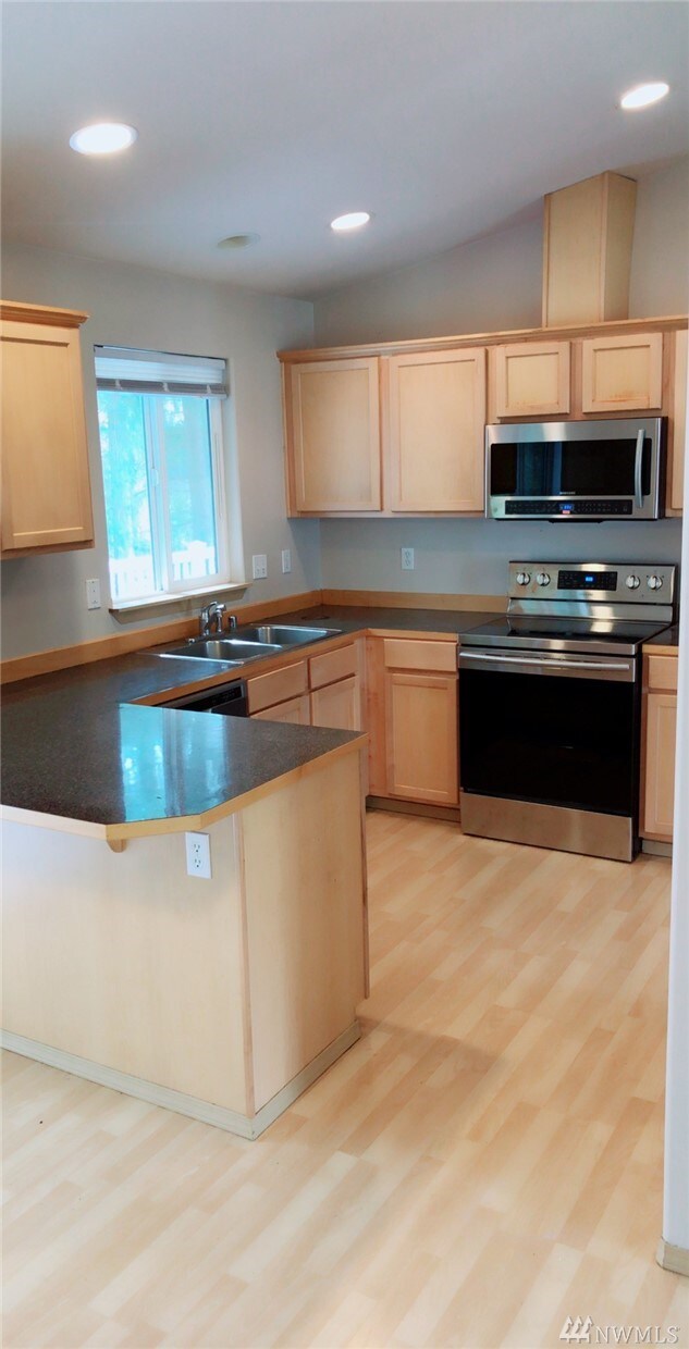 1316 196th Place SE, Bothell, WA 98012 - photo 6