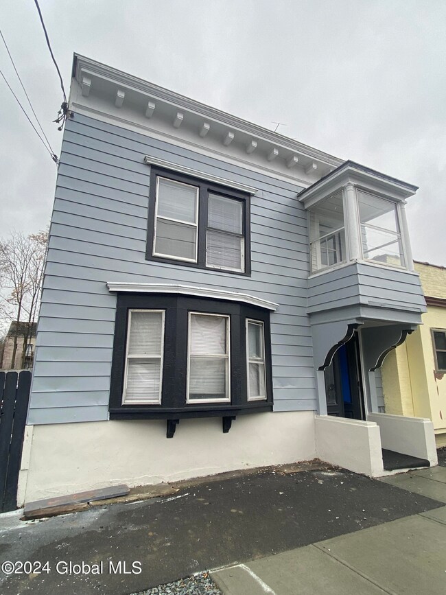 458 2nd St, Albany, NY 12206 - photo 2
