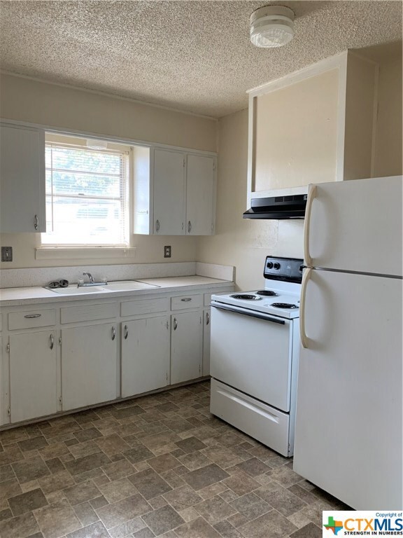 403 E Robertson Ave unit A-B, Copperas Cove, TX 76522 - photo 4