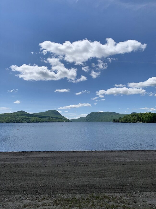 717 Vermont 5a, Westmore, VT 05860 - photo 4