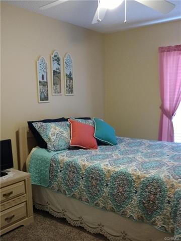 434 Pond Dr, Dunnsville, VA 22454 - photo 6