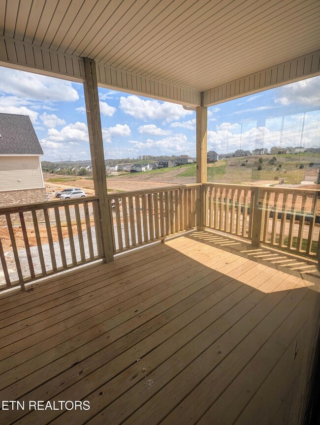 10x16 Covered Deck
