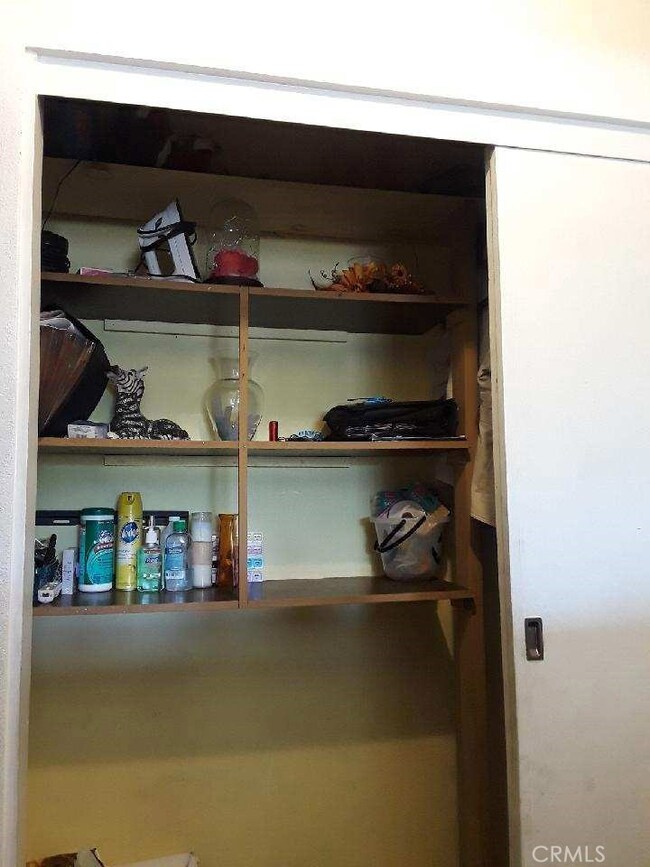 14273 Arrowhead Dr, Victorville, CA 92395 - photo 2