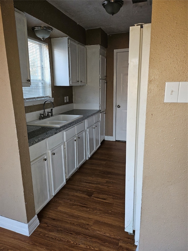 Granite kitchen countertop