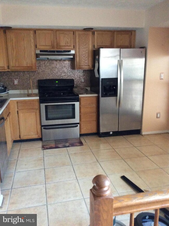 11104 Southlakes Dr, Bowie, MD 20721 - photo 4