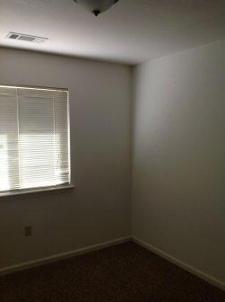 1175 Le Brun bedroom1.jpg