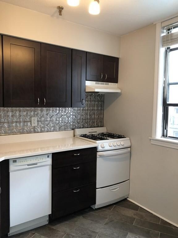 26 Commonwealth Terrace unit 16, Brighton, MA 02135 - photo 2