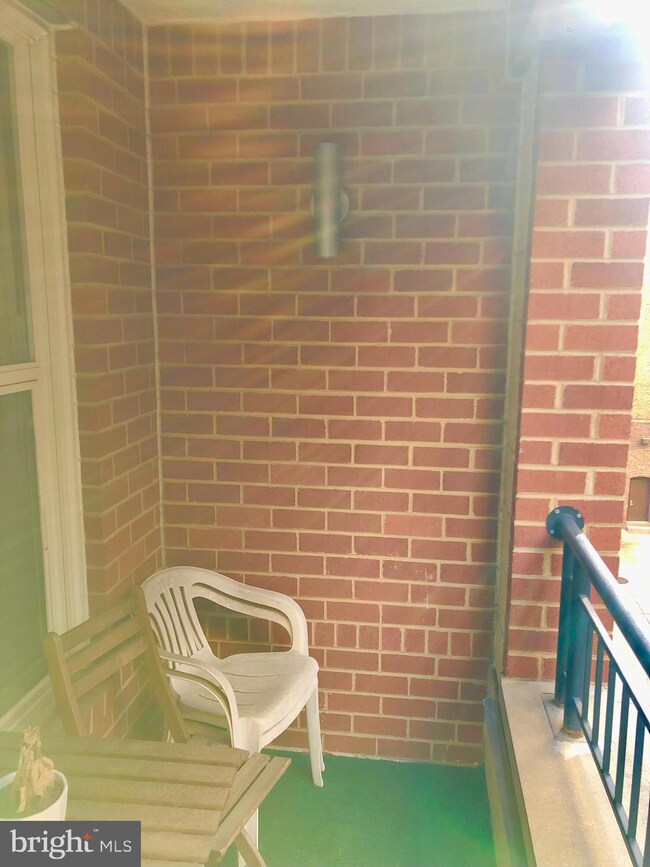 915 E St NW unit 502, Washington, DC 20004 - photo 3