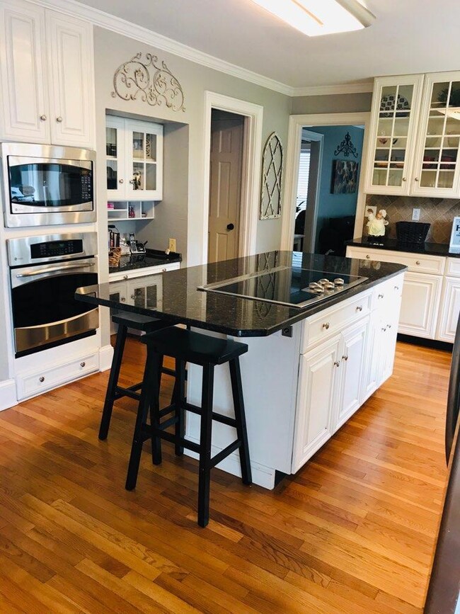 1420 Thrasher Hills Dr NE, Dalton, GA 30721 - photo 5