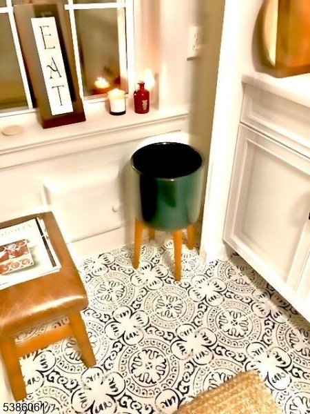 Tudor Hall unit A4, Englewood, NJ 07631 - photo 2