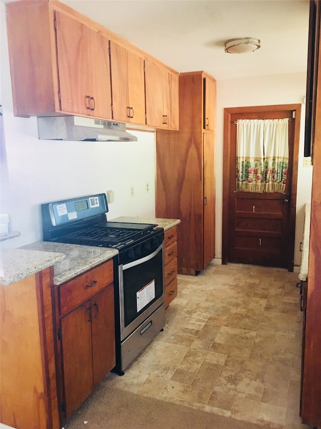 13113 Louisville St, Houston, TX 77015 - photo 2