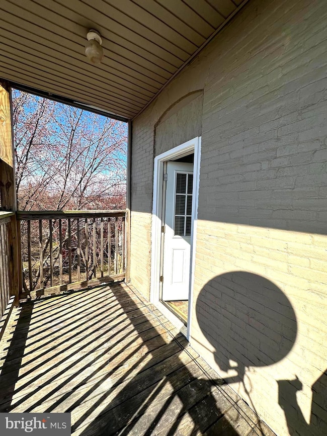 143 E Antietam St unit 1, Hagerstown, MD 21740 - photo 2