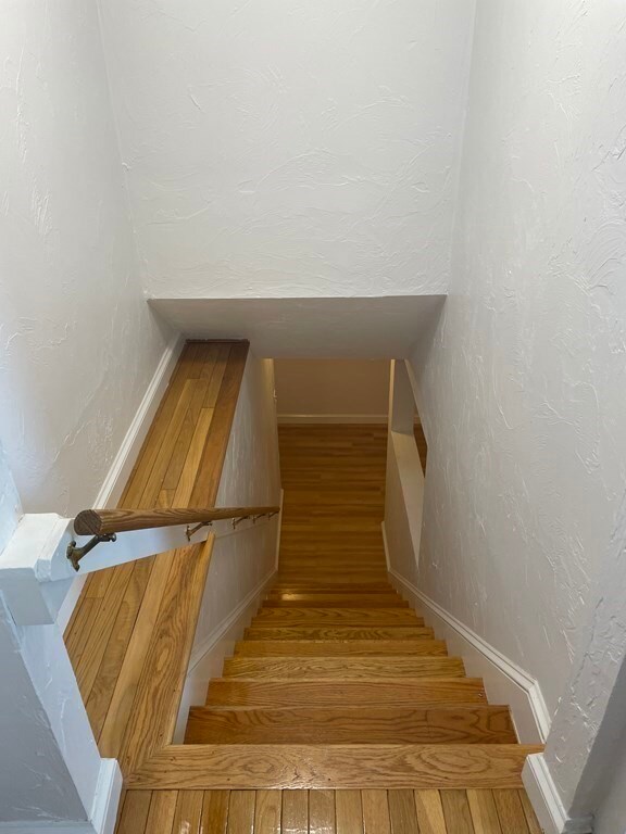 10 Myrtle St, Waltham, MA 02453 - photo 5