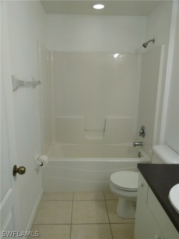 504 Ames St E, Lehigh Acres, FL 33974 - photo 3