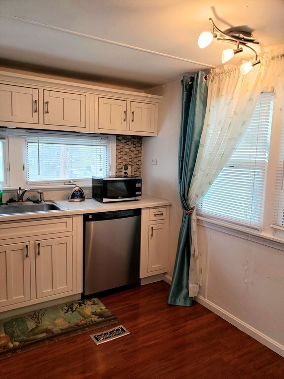 13 Waban Ave, Wareham, MA 02558 - photo 5