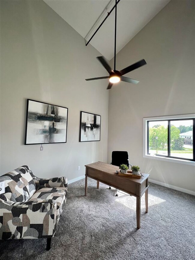 400 E Main St unit 4, Solon, IA 52333 - photo 7