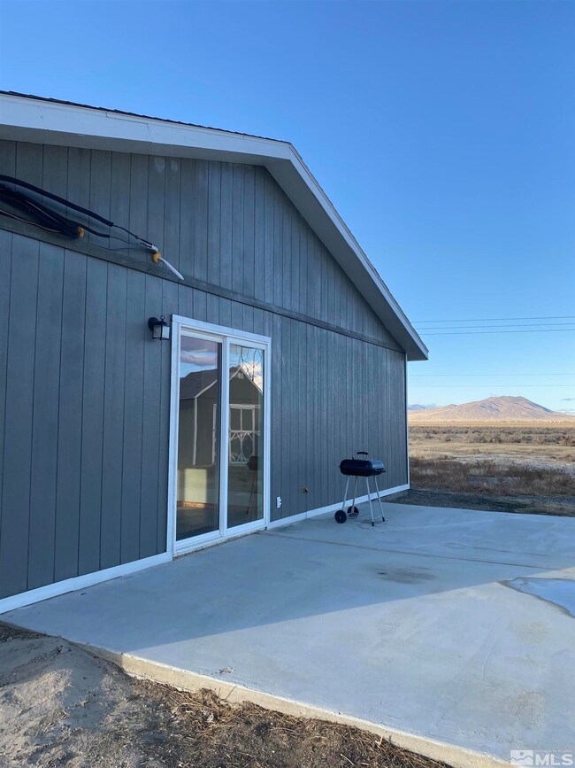 2225 Herschell Rd, Winnemucca, NV 89445 - photo 4