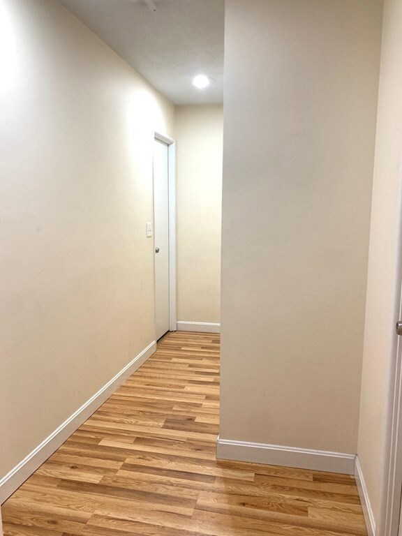 135 Winthrop St unit 12A, Framingham, MA 01702 - photo 4