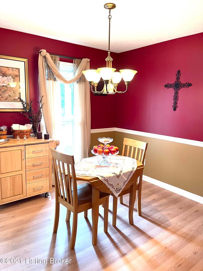 6915 Beard Ct, Louisville, KY 40228 - photo 5