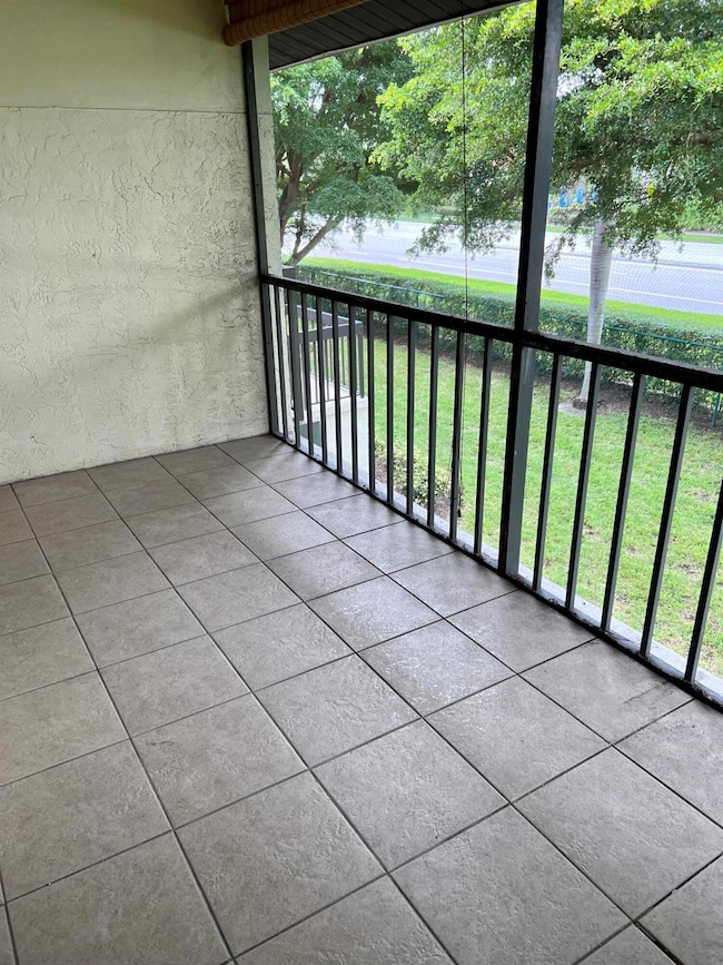 6392 Chasewood Dr unit G, Jupiter, FL 33458 - photo 4