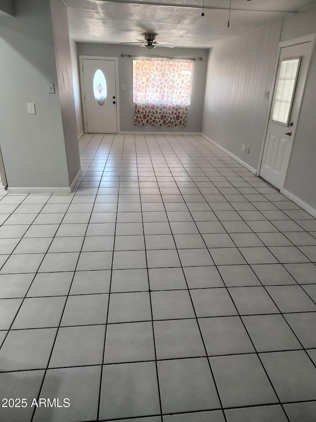 8102 W Weldon Ave, Phoenix, AZ 85033 - photo 2