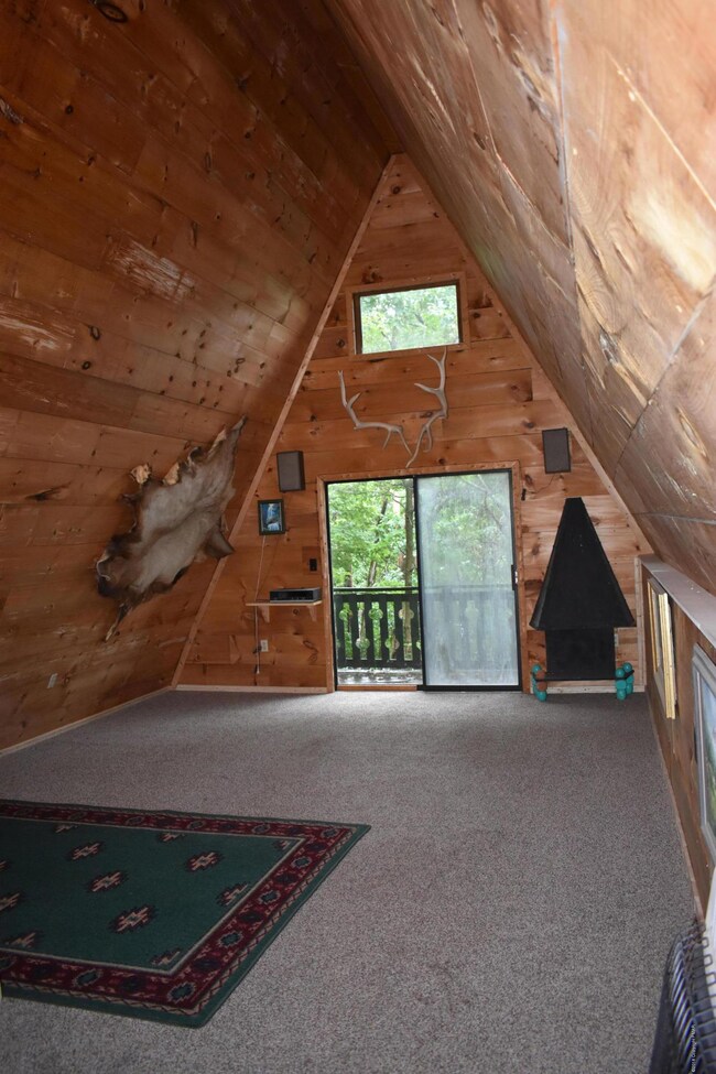 142 Sky Hawk Trail, Scotrun, PA 18355 - photo 2