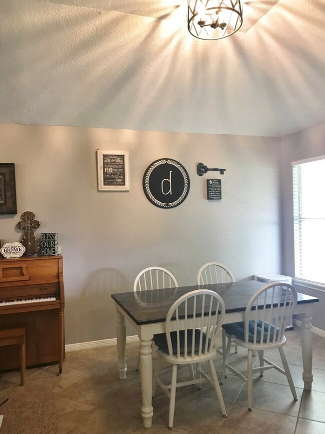 2608 La Mesa St, Bay City, TX 77414 - photo 6