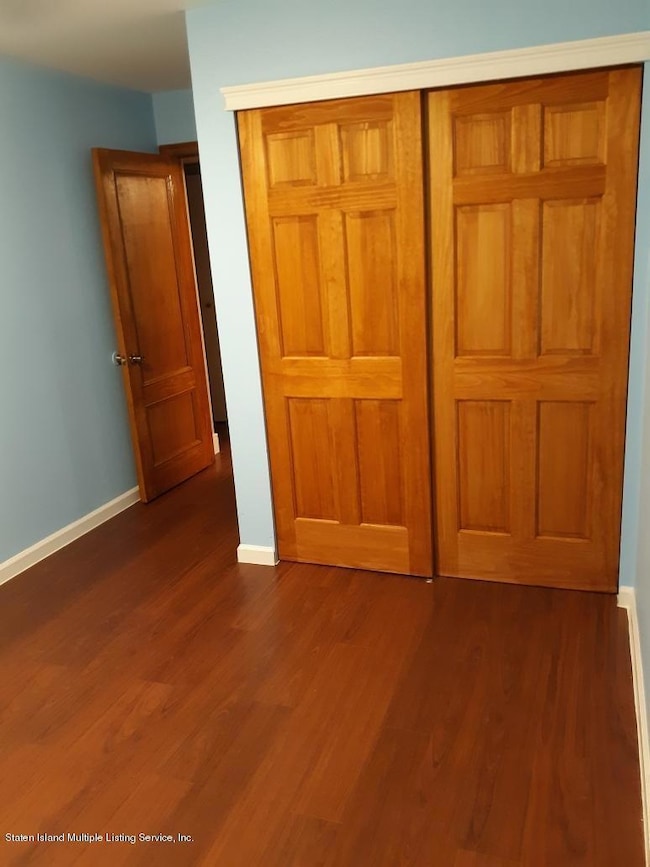 229A Pond Way unit 229A, Staten Island, NY 10303 - photo 2